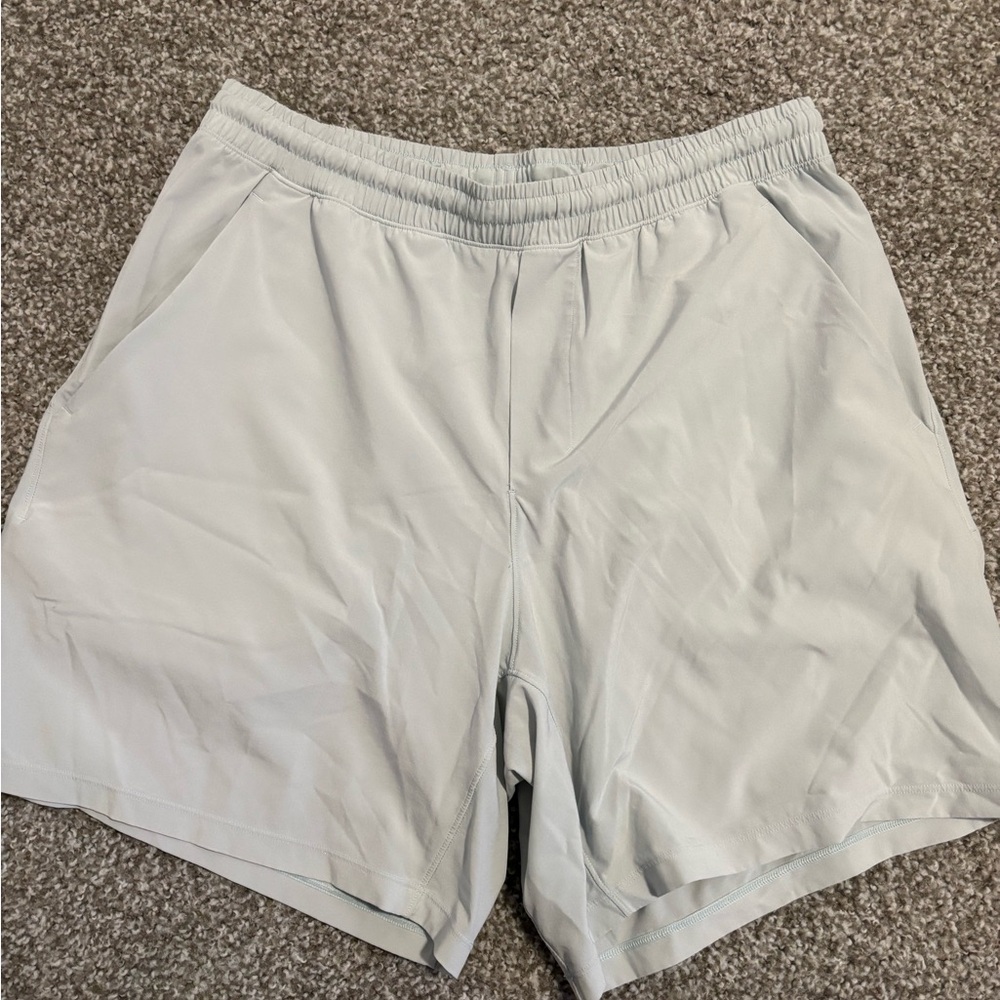 Lululemon pace breaker 7” shorts